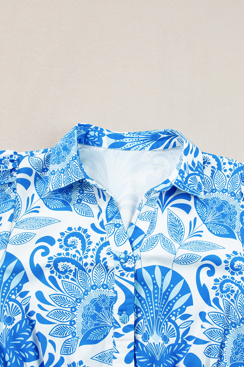 Mini-robe à volants à la taille avec cordon de serrage et imprimé floral rétro bleu ciel