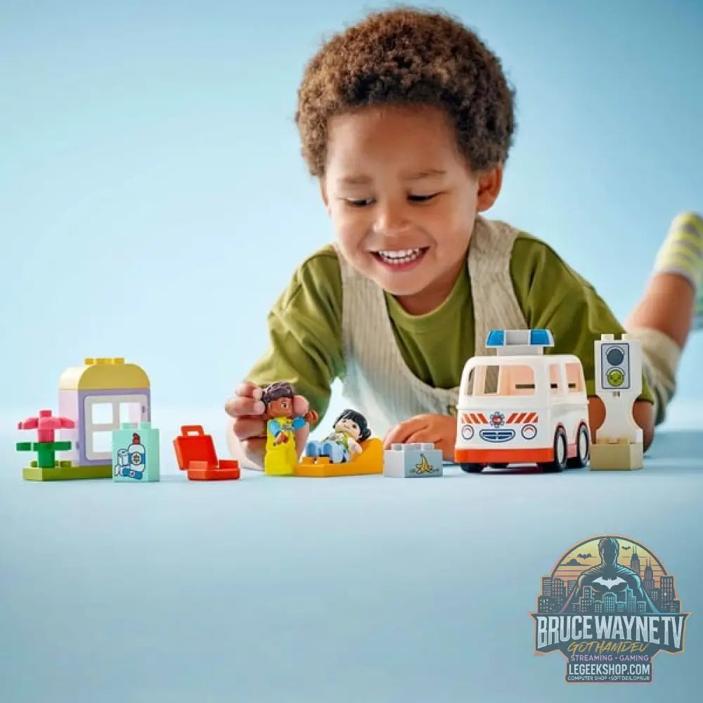 LEGO 10447 DUPLO Town Rettungswagen avec Fahrer, jeu de construction - LEGO - vue 2