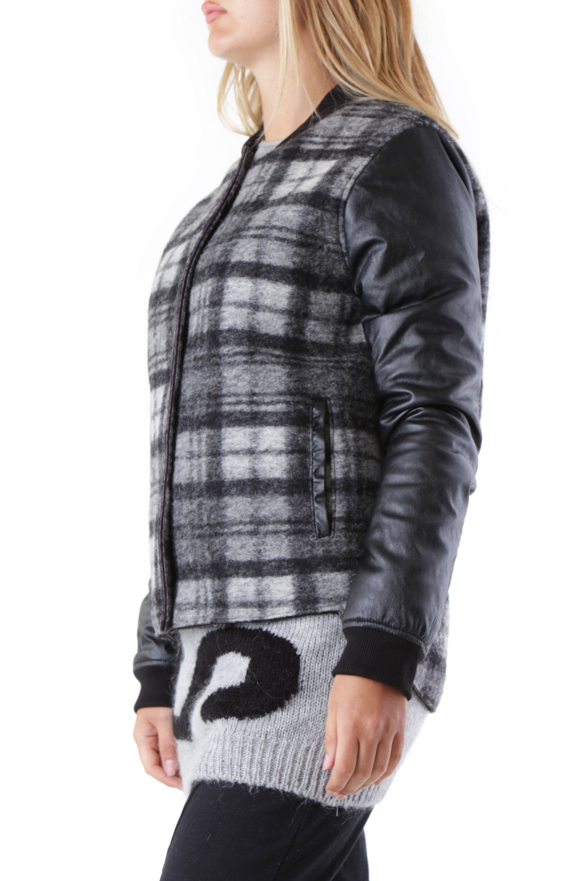 525 Vêtement femme Jaquettes — black