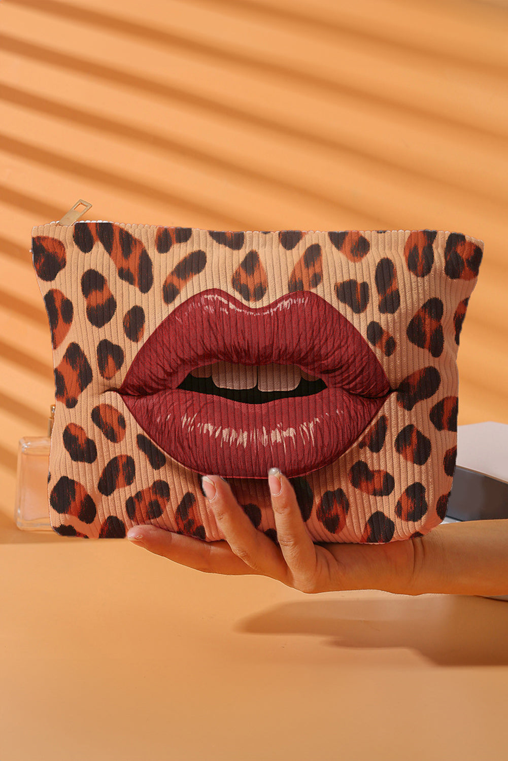 Pièce mode femme léopard — marron