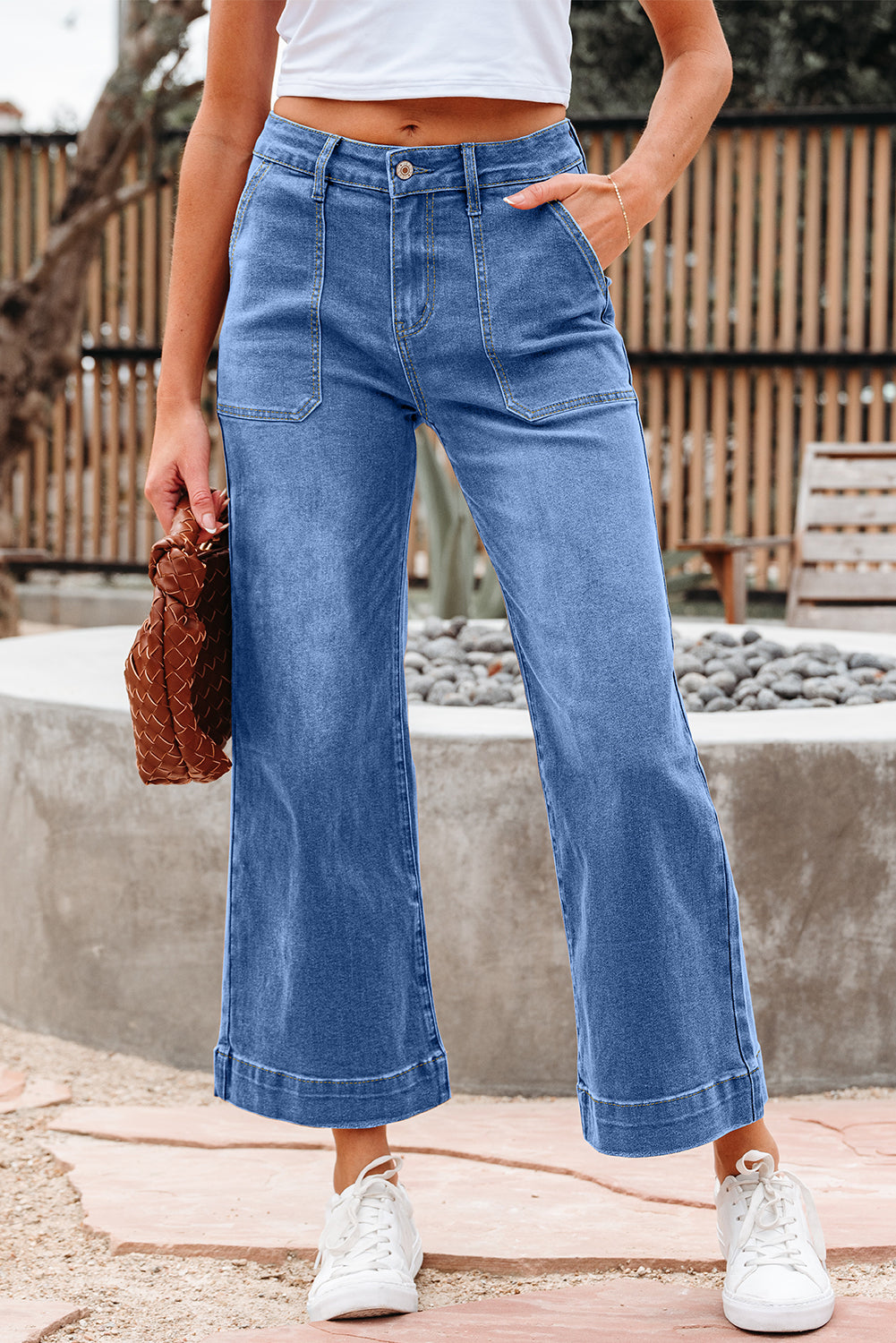 Jean femme jambe large, cropped — bleu ciel