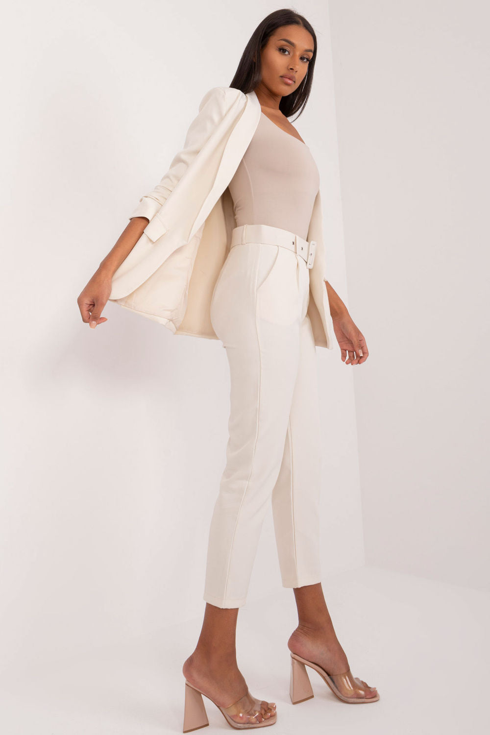 Chaussures à talons femme Och Bella Pantalon Pantalon — beige
