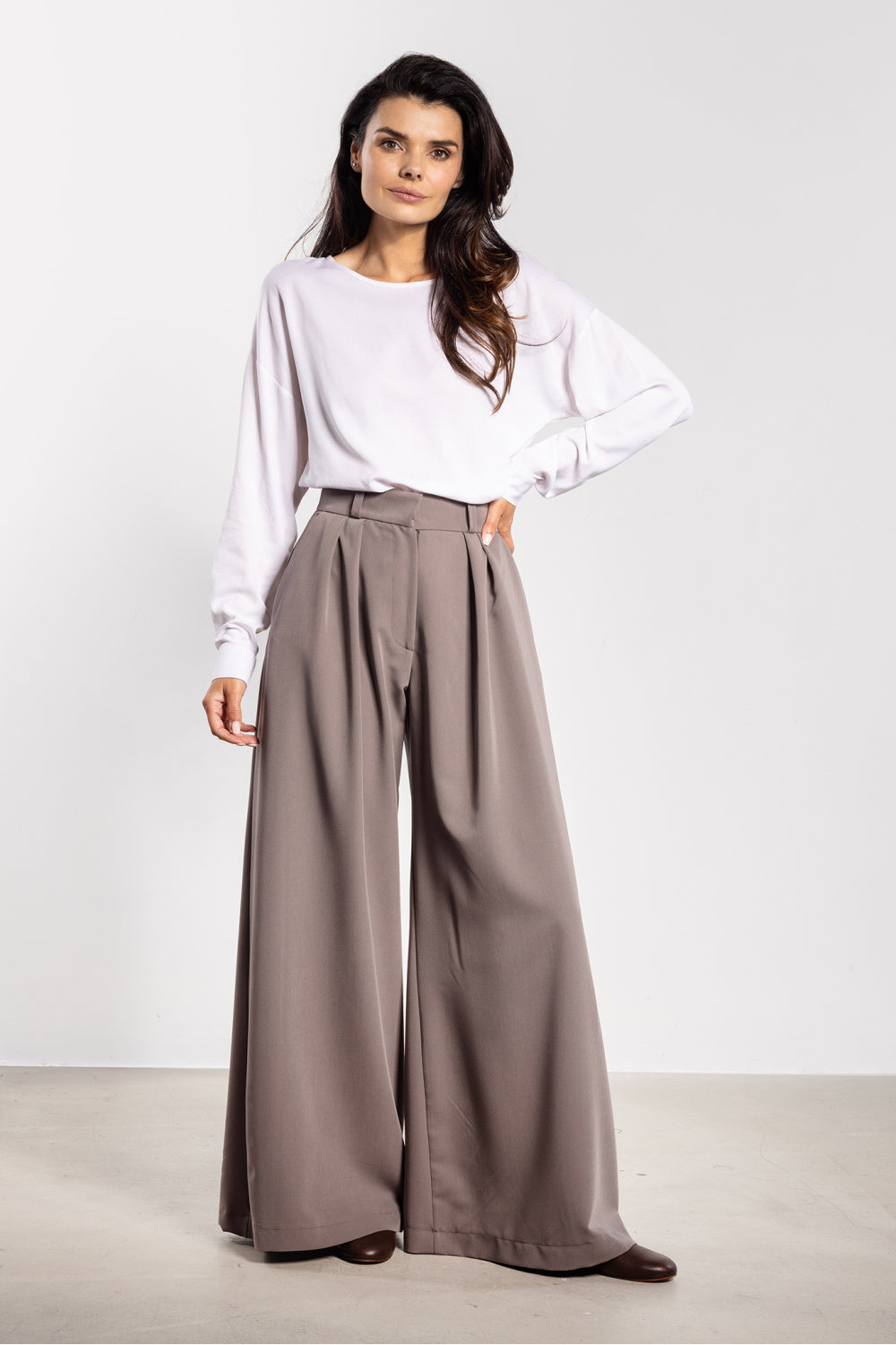 Chaussures à talons femme awama Pantalon Pantalon — brun