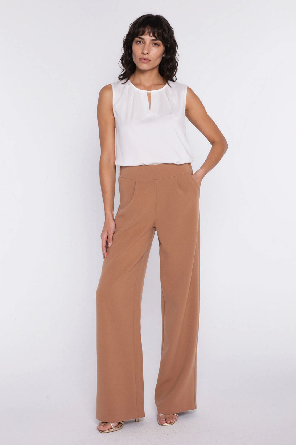 Chaussures à talons femme Nife Pantalon Pantalon — beige