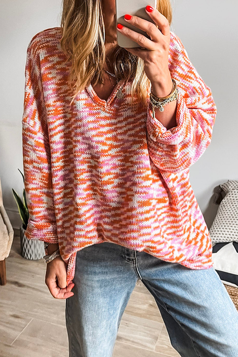 Pull femme épaules tombantes, col V, oversized — orange
