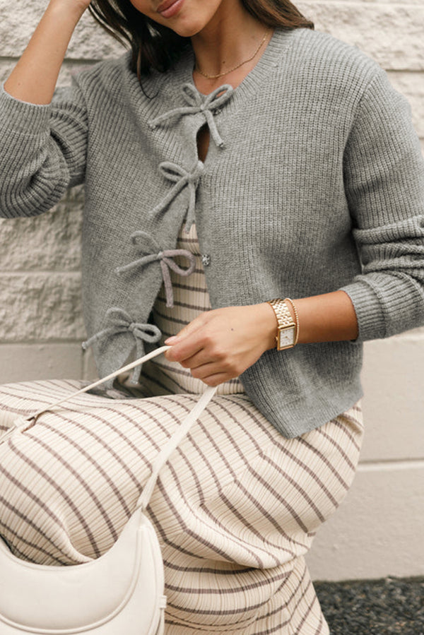 Philippine Gray Ribbed Knit Bow Front Buttoned Cardigan femme