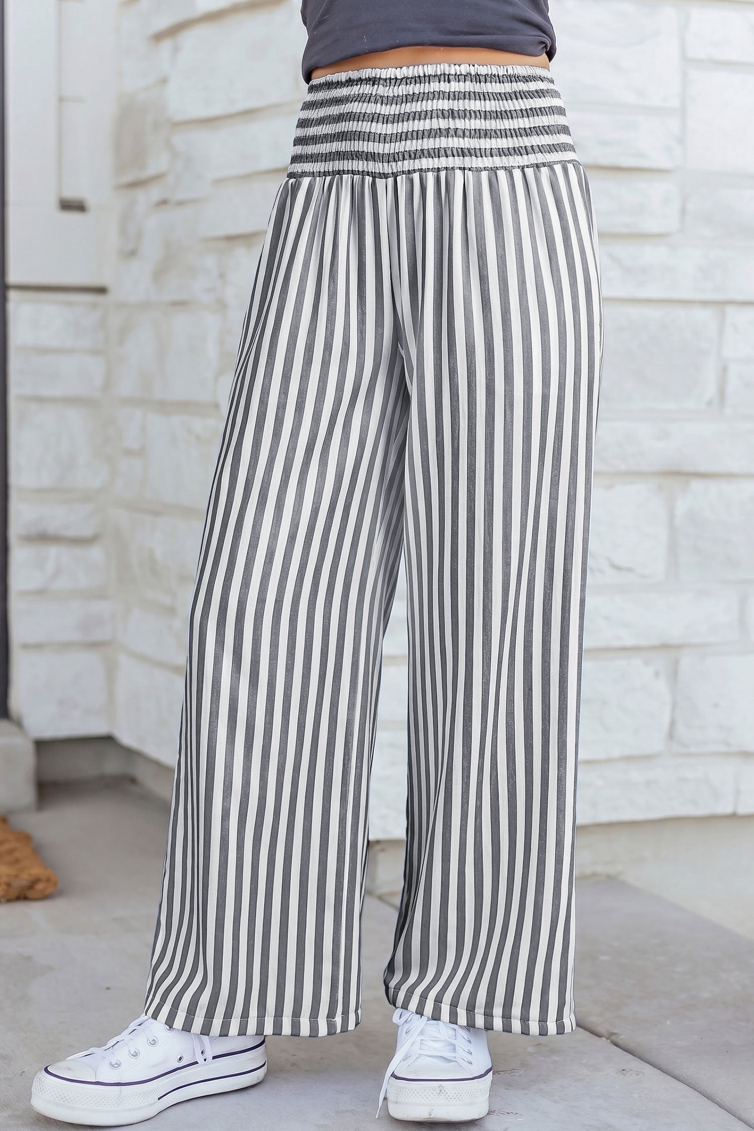 Pantalon femme rayé, smocké, taille haute, ample — noir