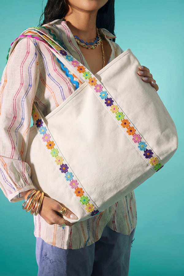Pièce mode femme floral, brodé, bretelles — blanc