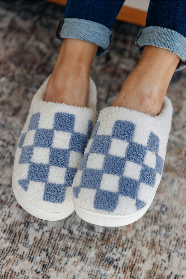 Pièce mode femme à carreaux — bleu clair