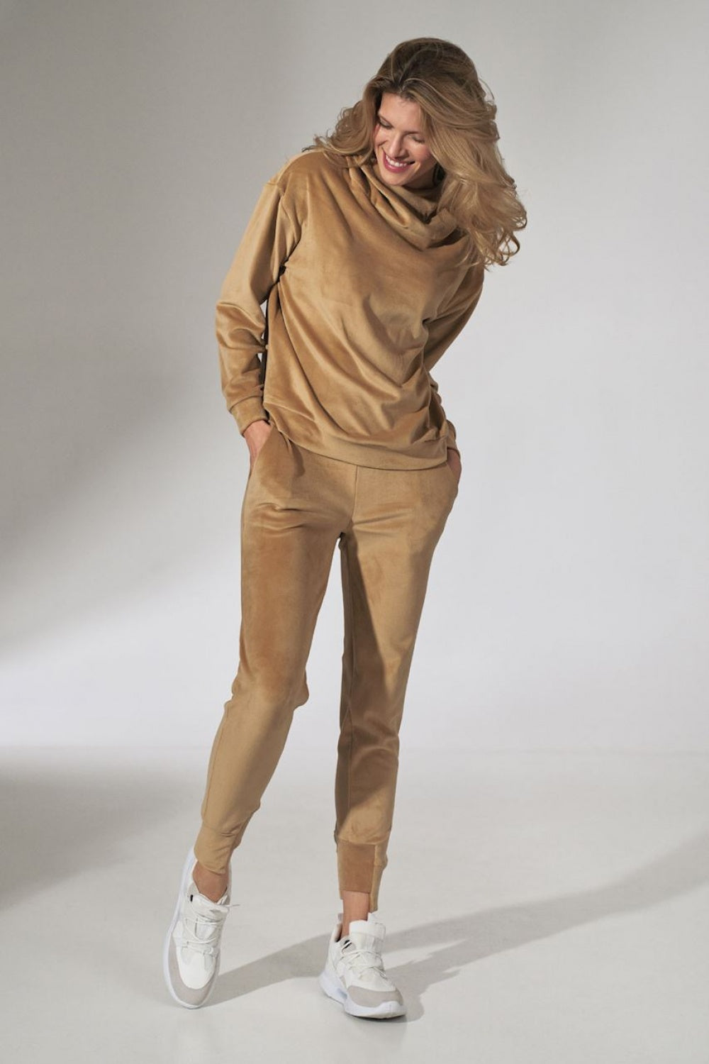 T-shirt femme Figl Sweatshirt Sweatshirt — beige