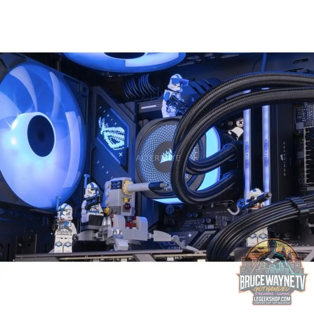 Custom PC Series • iCUE Blue Madness Gaming PC — vue 9