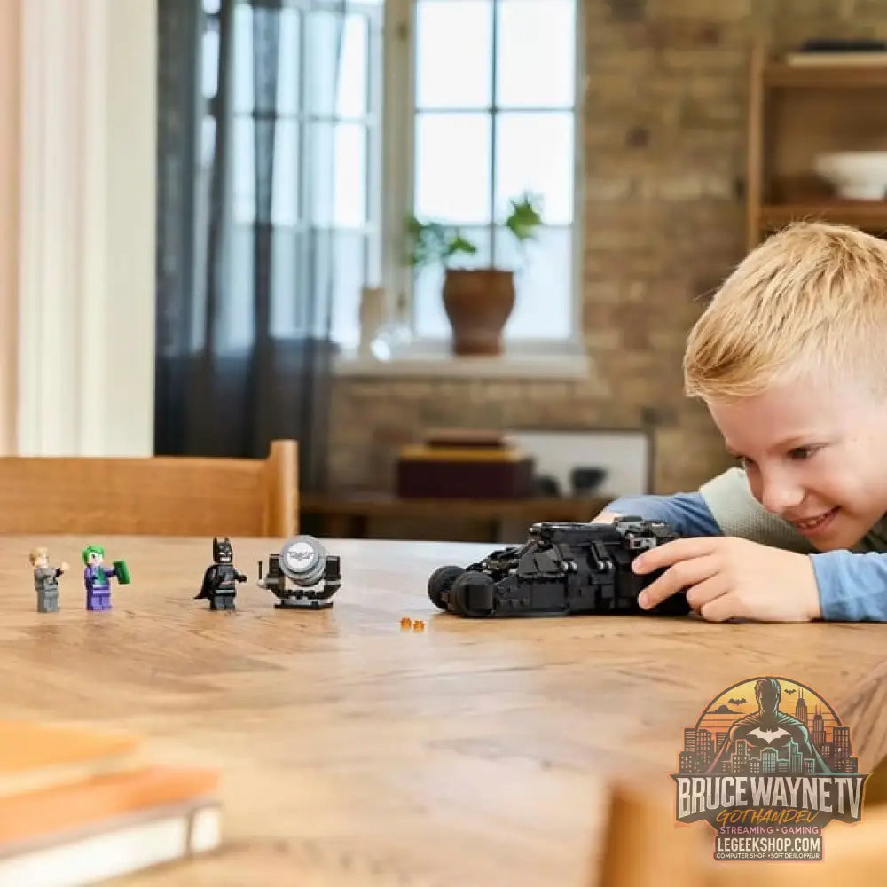 LEGO 76303 DC Super Heroes Batman Tumbler vs. Two Face & The Joker, jeu de construction - LEGO - vue 2