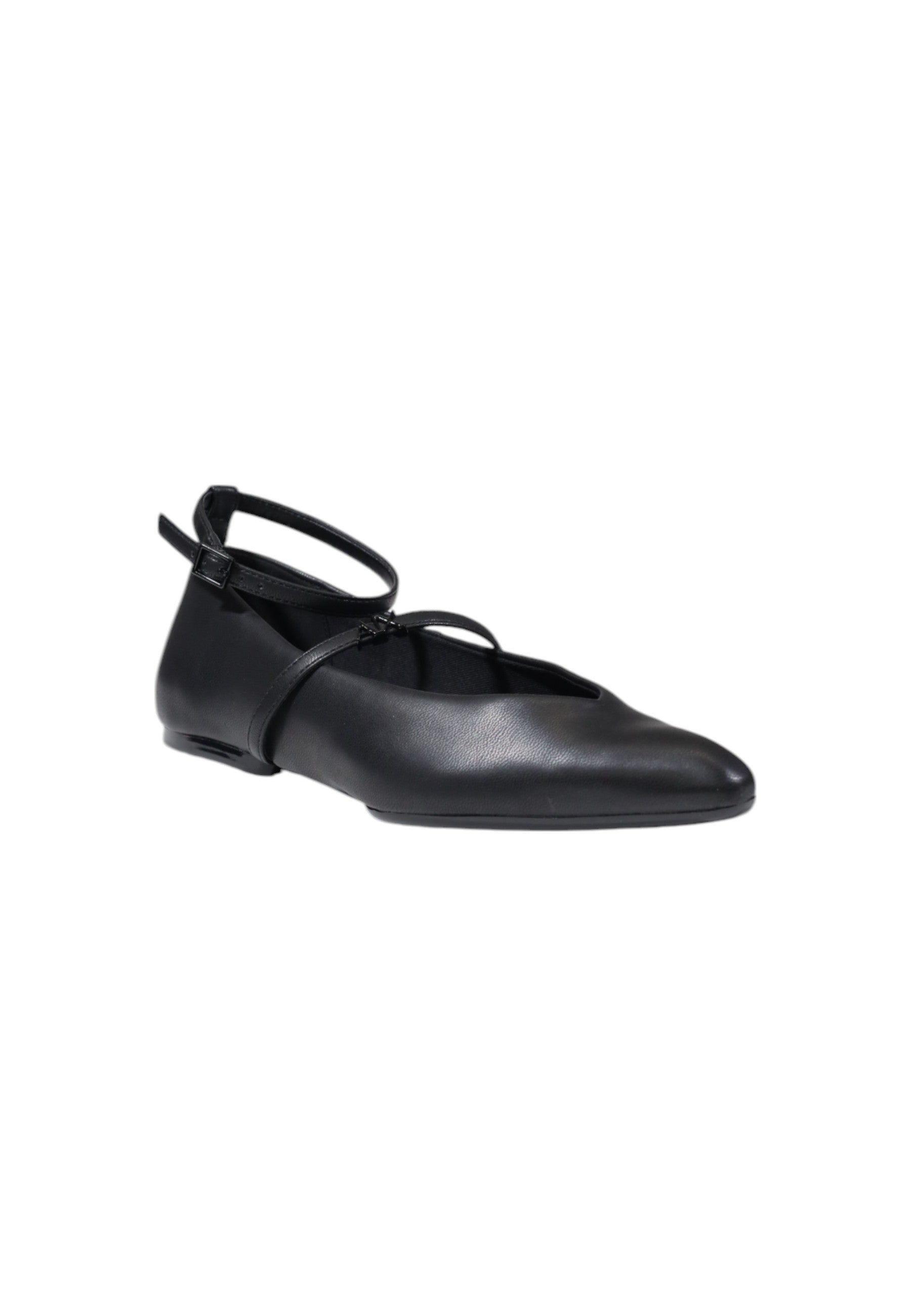 Armani Exchange Chaussures femme Basses — black