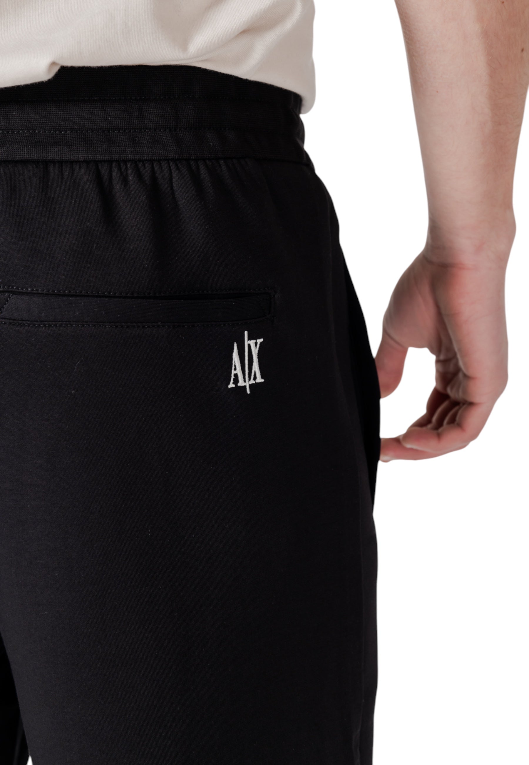 Armani Exchange Vêtement homme Bermudas — black