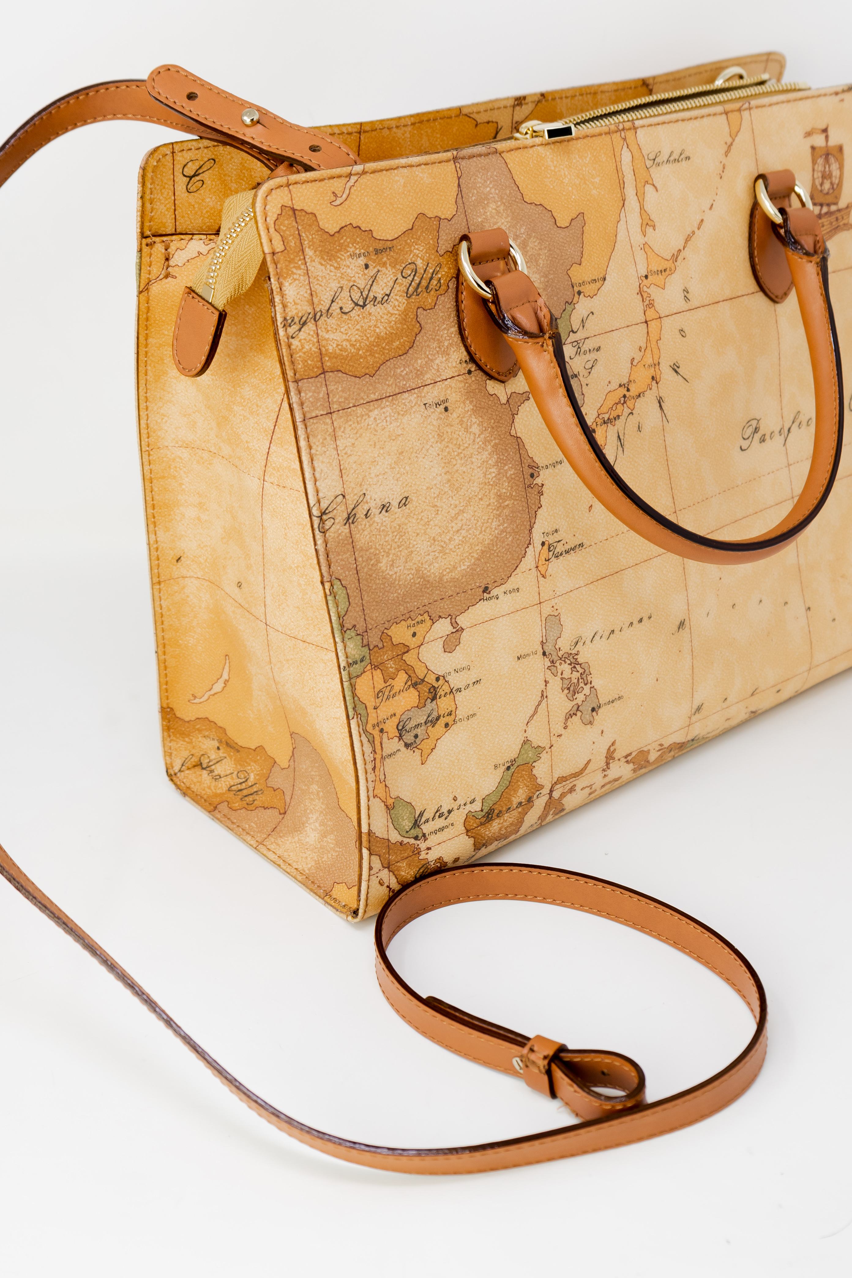 Alviero Martini Prima Classe Sac femme Sacs — beige