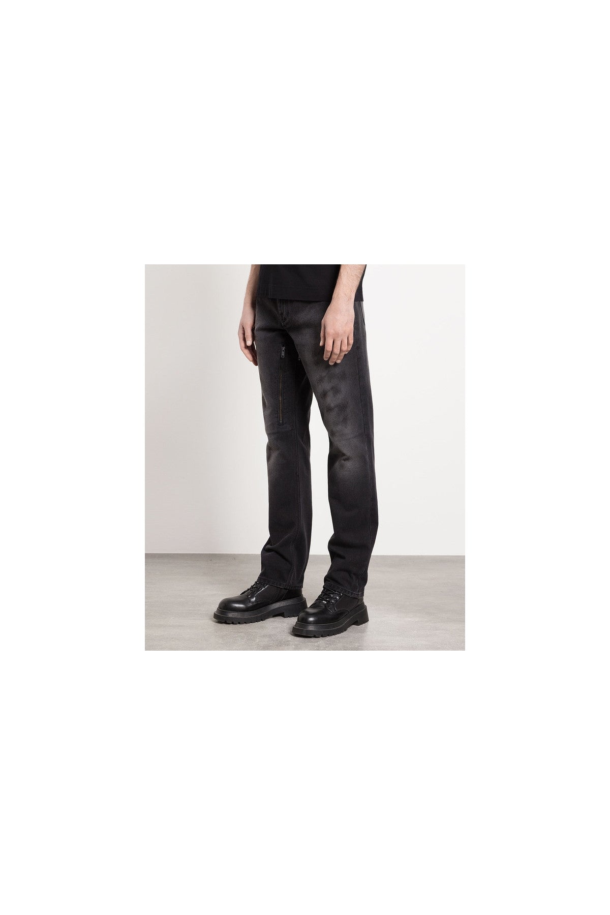 Givenchy Jean homme — grey