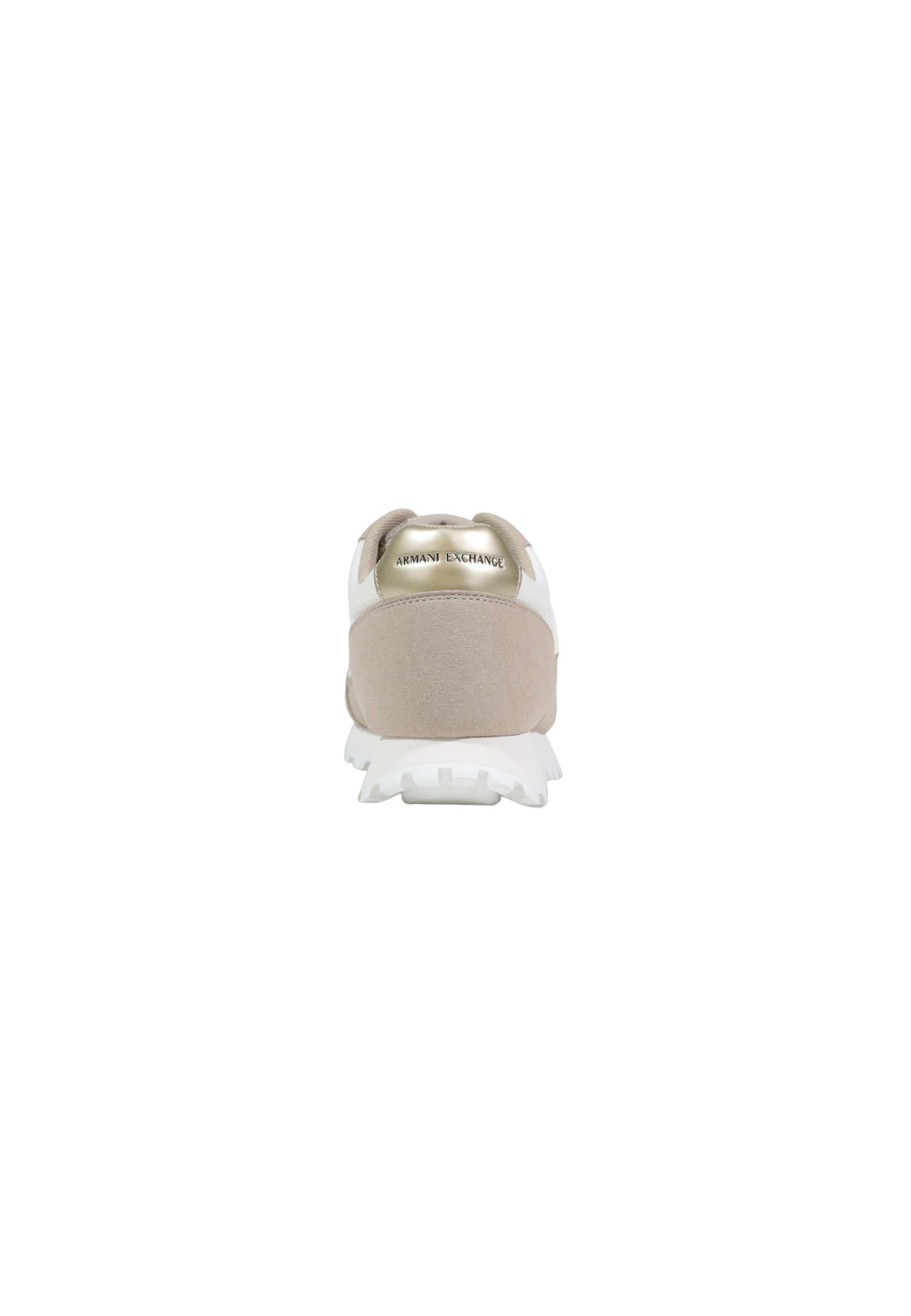 Armani Exchange Baskets femme — beige