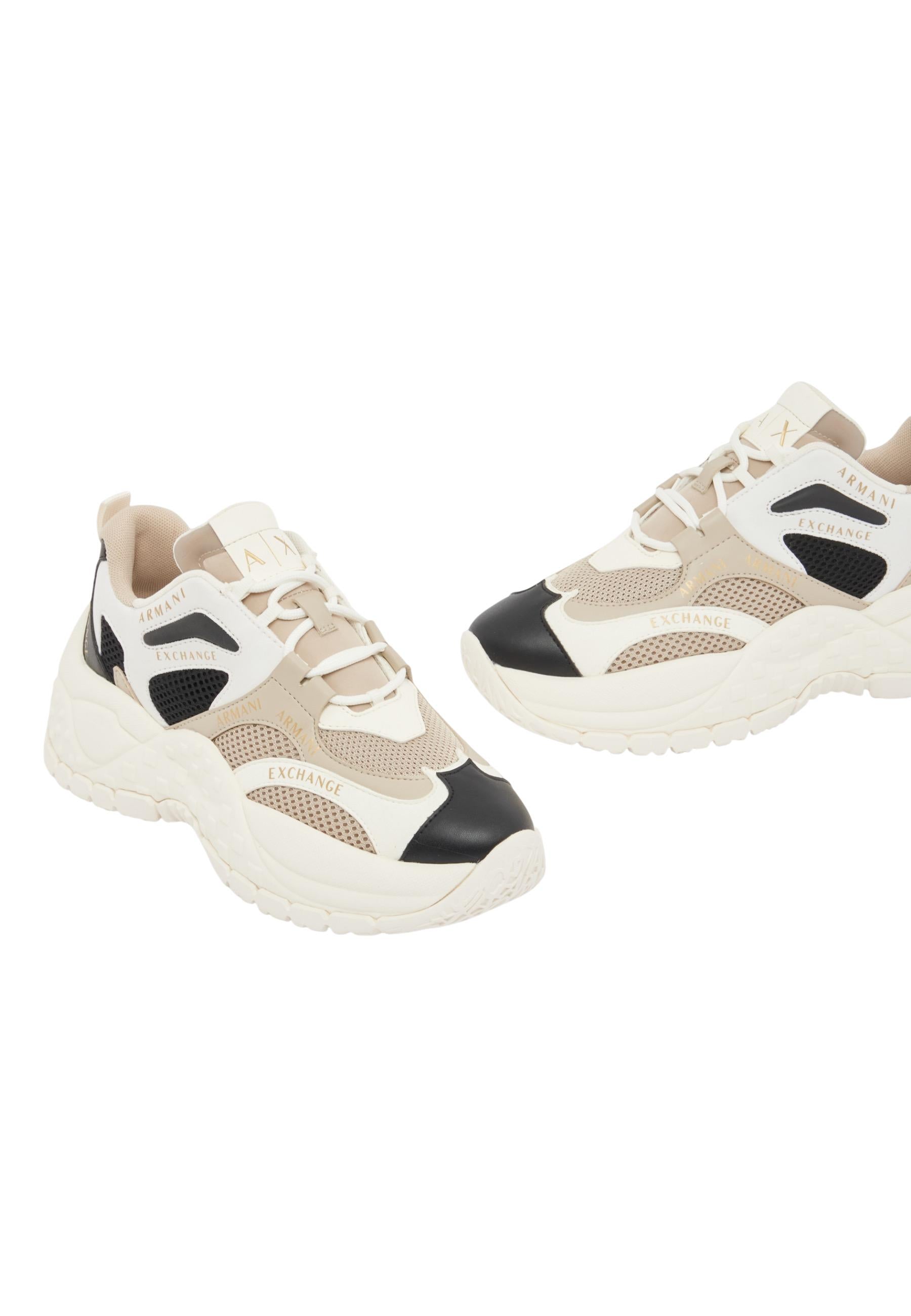 Armani Exchange Baskets femme — beige