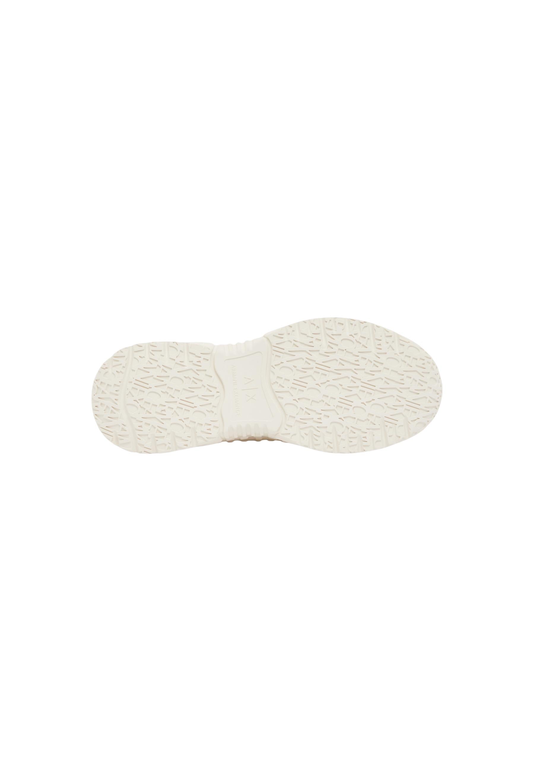 Armani Exchange Baskets femme — beige