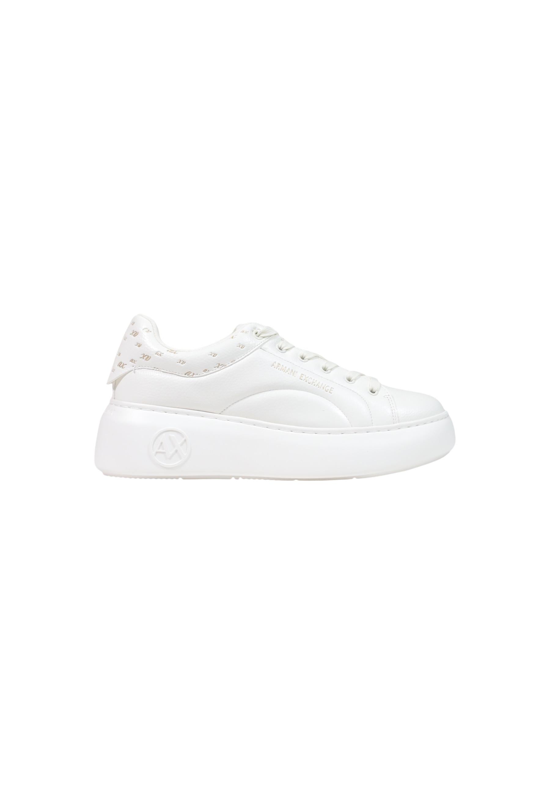 Armani Exchange Baskets femme — white