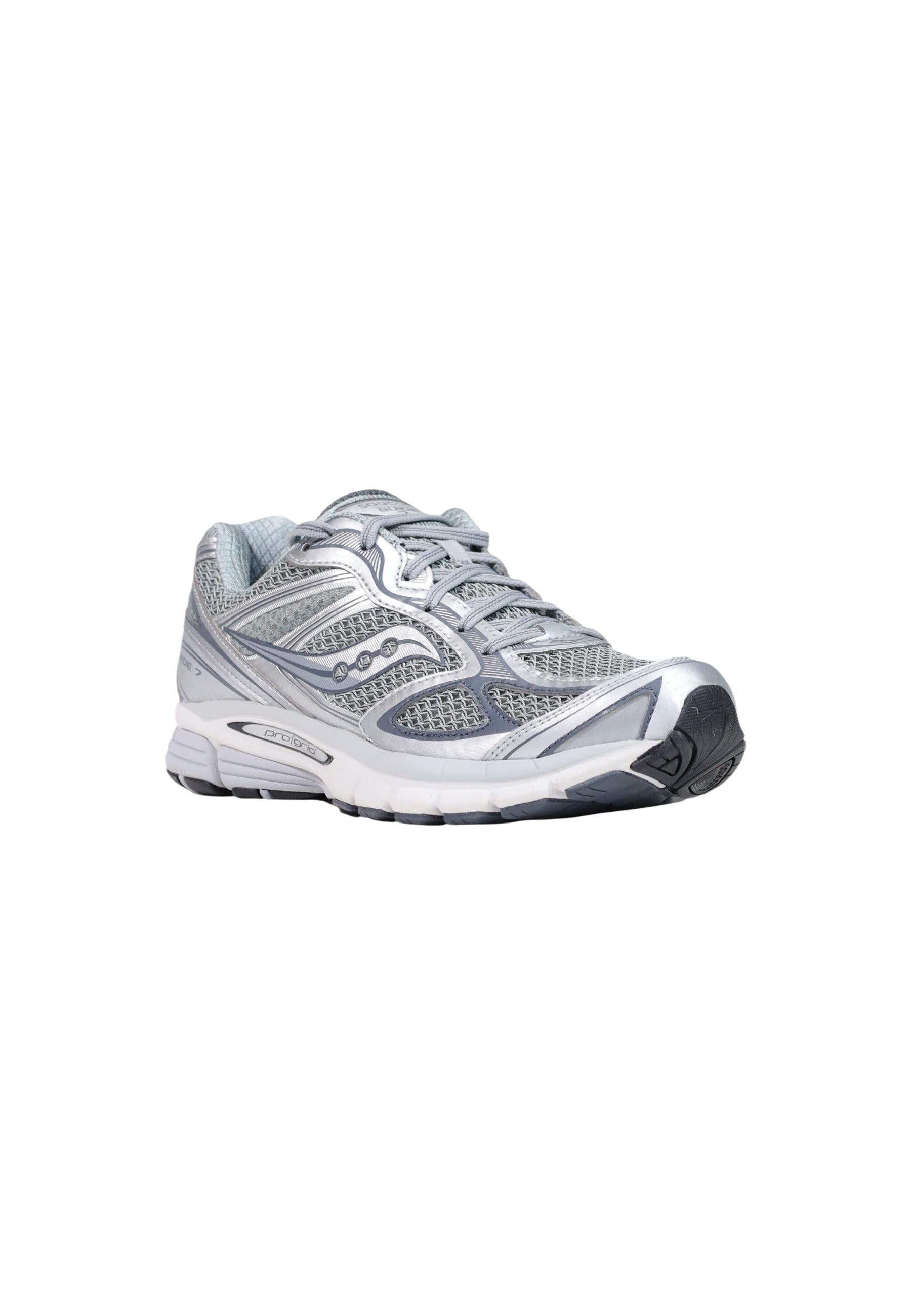 Saucony Baskets femme — grey
