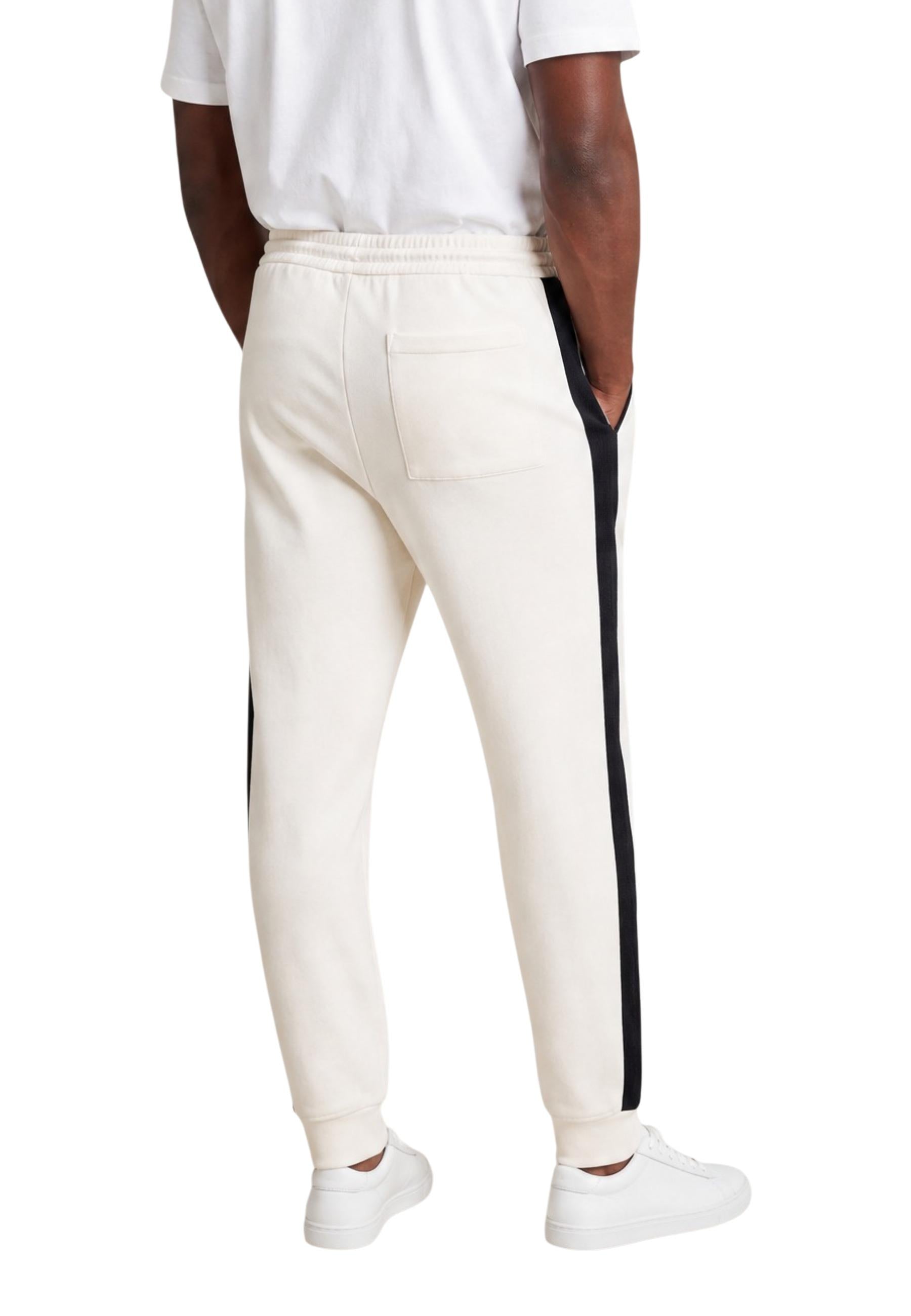 Armani Exchange Pantalon homme Pantalons — white