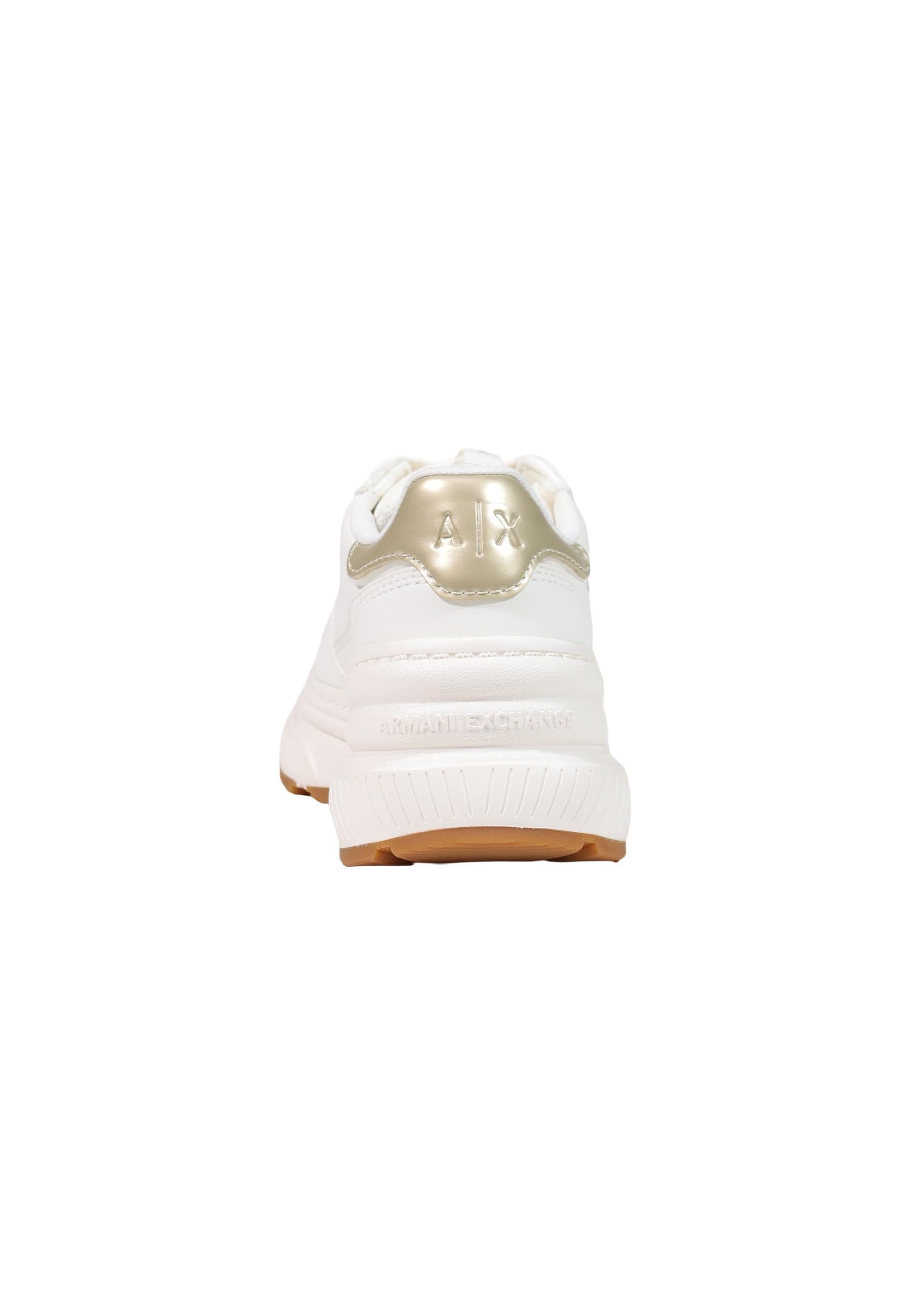 Armani Exchange Baskets femme — white