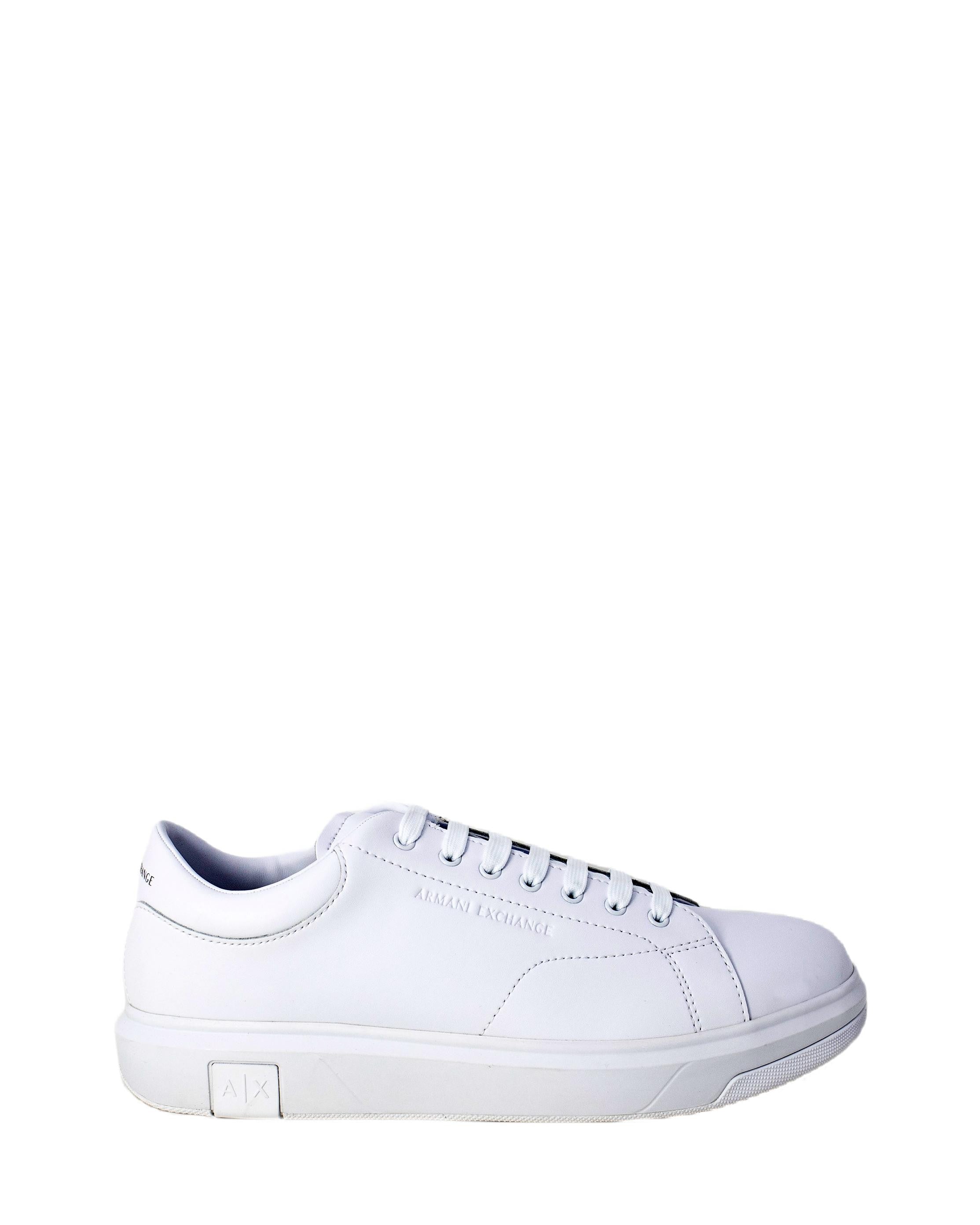 Armani Exchange Baskets homme — white